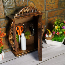 Load image into Gallery viewer, Antique Handicraft Premium Wooden Key Holder Brown Mango Wood Key Chain Box - Flower Design
